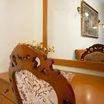 Holidays * Vlorë