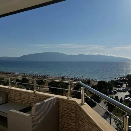 Holidays Apartment *