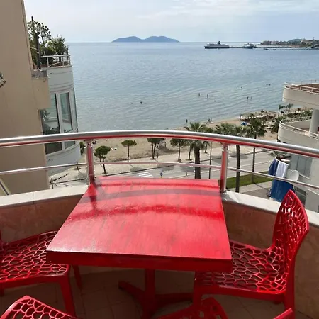 Holidays Apartment *