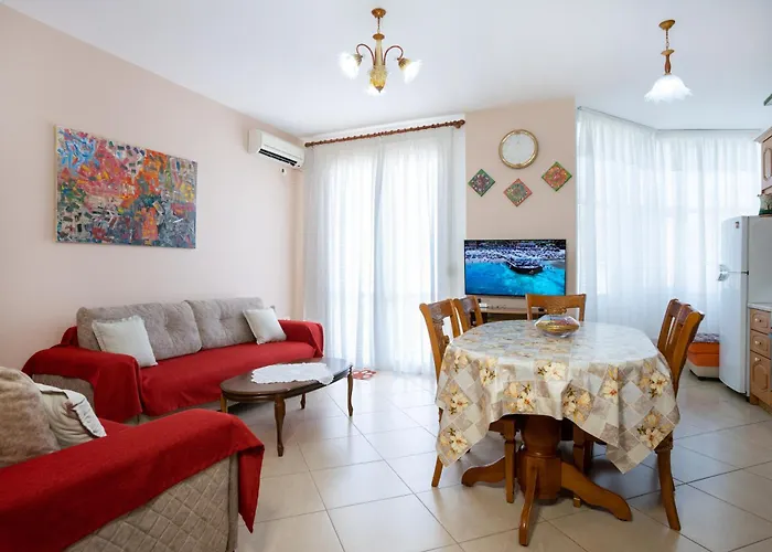 Apartment Holidays