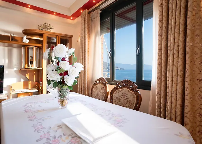 Holidays Apartment *