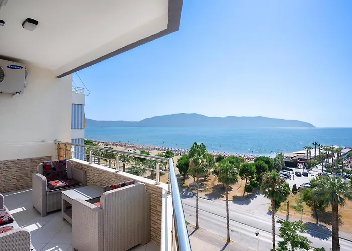 Apartment Holidays *